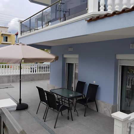D&B Apartment 3 Paralía Екстериор снимка